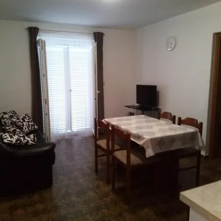Taradi Apartmán *