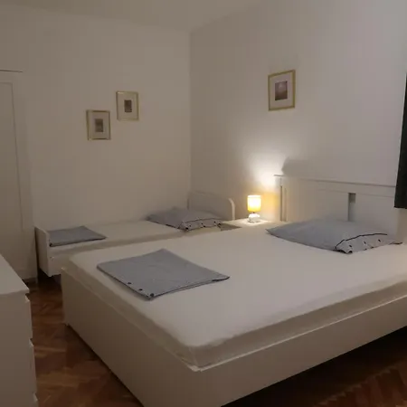 Taradi Apartmán *